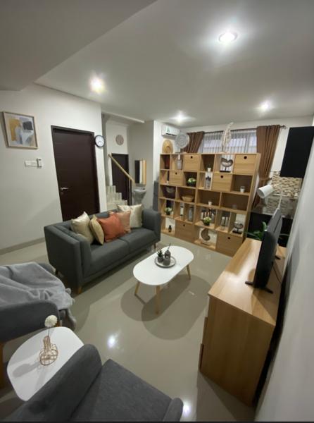 Rumah disewakan fully furnished di Cosmo Lippo Cikarang